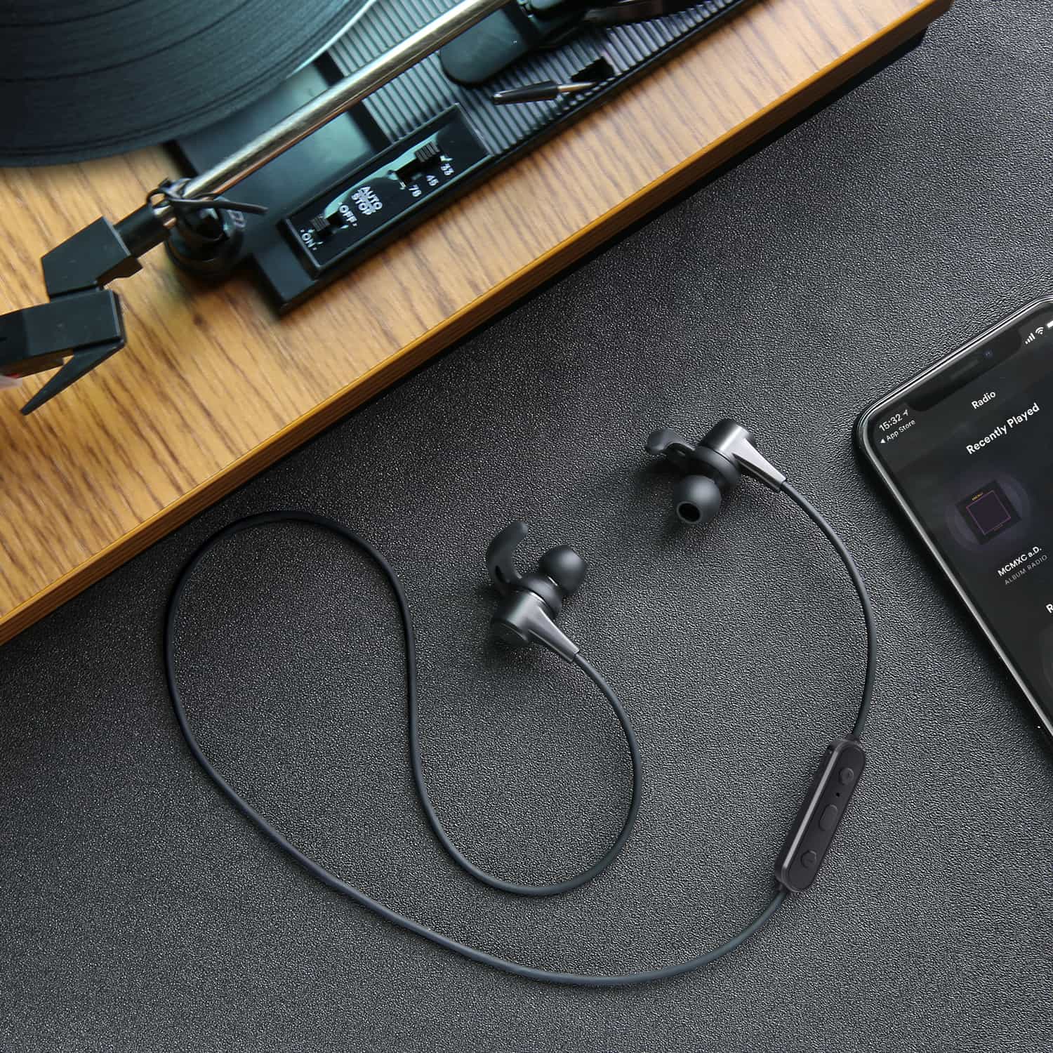 EP-B40S Latitude Wireless Bluetooth Earbuds with Sweat Resistance